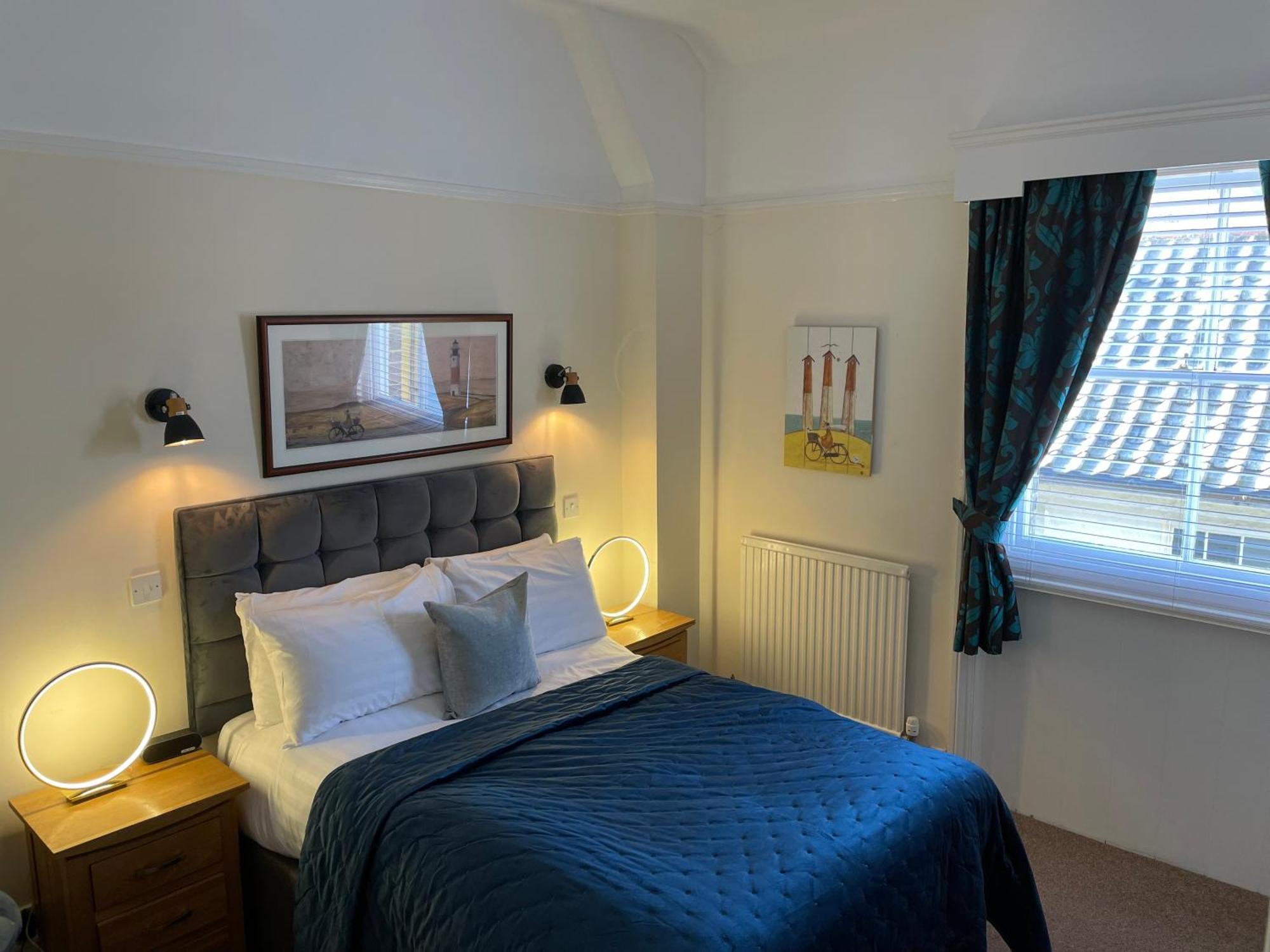 The Red Lion Hotel Cromer Bagian luar foto